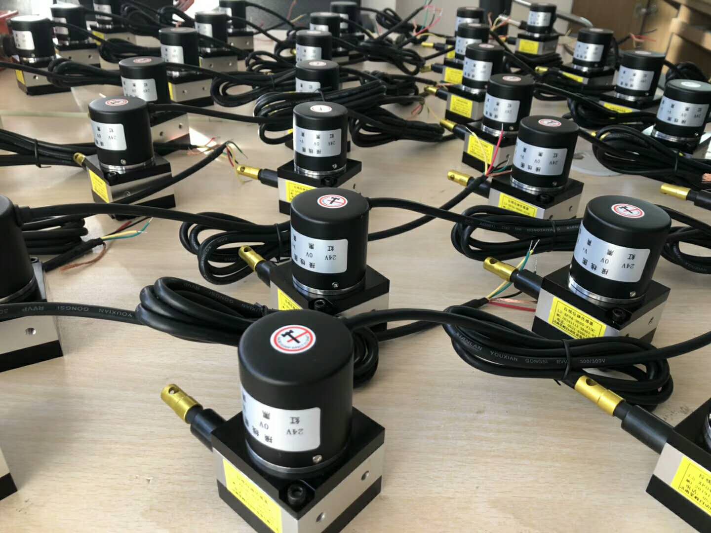 һ�����K���a���ķֱ����c�ֱ������g��������